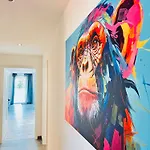Clubhaus 6 - Dachwohnung Mit 2 Schlafzimmern, Balkon & Netflix *