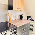 Διαμέρισμα Clubhaus 6 - Dachwohnung Mit 2 Schlafzimmern, Balkon & Netflix Leinefelde-Worbis