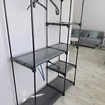 Clubhaus 6 - Dachwohnung Mit 2 Schlafzimmern, Balkon & Netflix 아파트 워비스