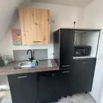 Διαμέρισμα Clubhaus 6 - Dachwohnung Mit 2 Schlafzimmern, Balkon & Netflix Leinefelde-Worbis