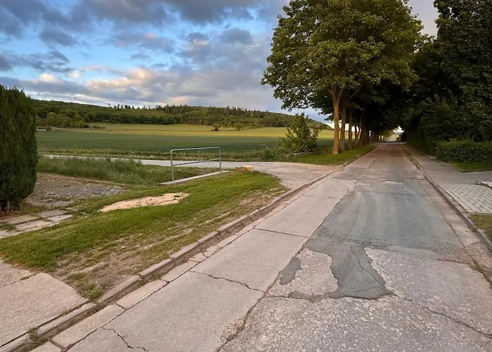 Clubhaus 6 - Dachwohnung Mit 2 Schlafzimmern, Balkon & Netflix Appartement Leinefelde-Worbis