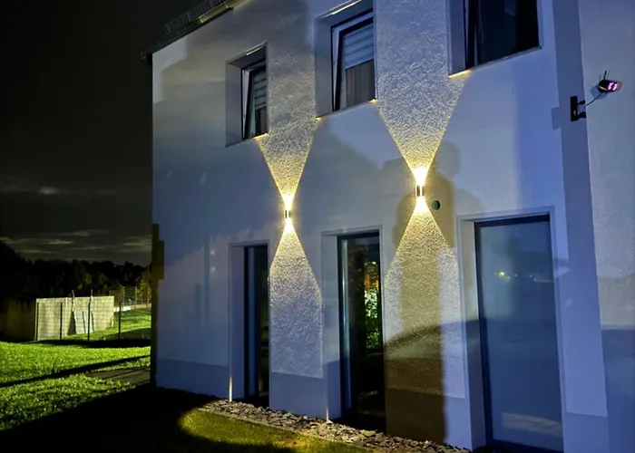 Clubhaus 6 - Dachwohnung Mit 2 Schlafzimmern, Balkon & Netflix